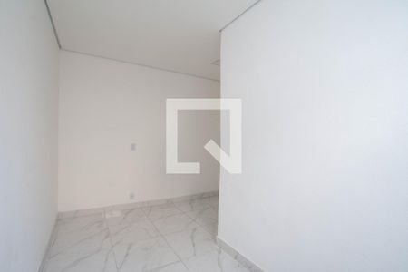 Quarto de casa para alugar com 1 quarto, 40m² em Vila Clotilde, Guarulhos