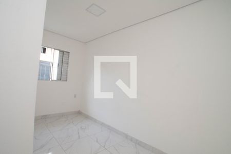 Quarto de casa para alugar com 1 quarto, 40m² em Vila Clotilde, Guarulhos