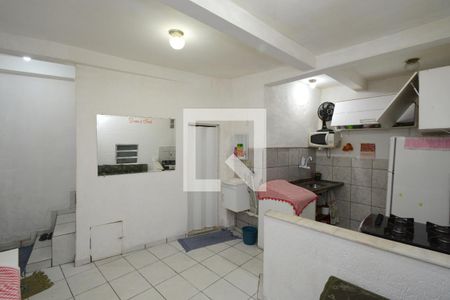 Sala/Cozinha de casa para alugar com 2 quartos, 47m² em Guarapiranga, São Paulo