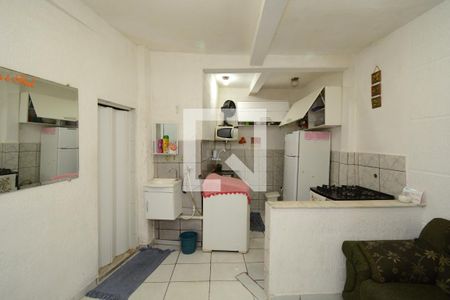 Sala/Cozinha de casa para alugar com 2 quartos, 47m² em Guarapiranga, São Paulo