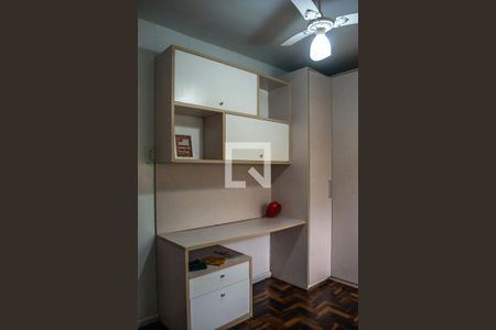 Quarto 2 de apartamento à venda com 2 quartos, 51m² em Cristal, Porto Alegre