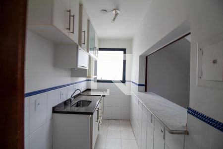 Cozinha de apartamento para alugar com 1 quarto, 60m² em Brooklin, São Paulo