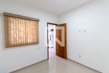 Quarto 2 de apartamento para alugar com 2 quartos, 43m² em Vila Costa Melo, São Paulo