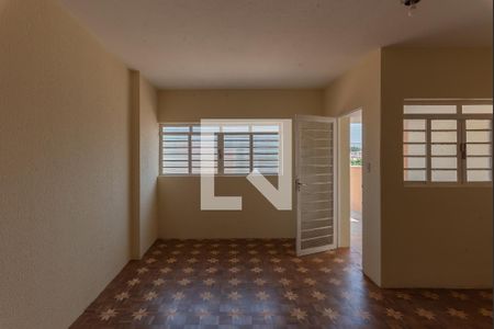 Sala de casa à venda com 3 quartos, 216m² em Vila Paraíso, Campinas