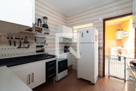 Casa à venda com 171m², 3 quartos e 2 vagas Casa à venda com 171m², 3 quartos e 2 vagasCozinha