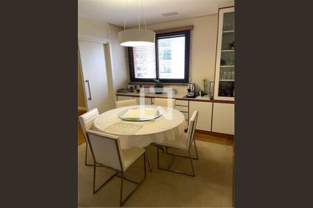 Apartamento à venda com 5 quartos, 513m² em Vila Nova Conceição, São Paulo