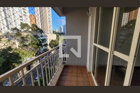 Foto 04 de apartamento à venda com 3 quartos, 74m² em Super Quadra Morumbi, São Paulo