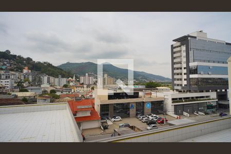 Sala_cozinha  _ Vista de kitnet/studio para alugar com 1 quarto, 35m² em Saco dos Limões, Florianópolis