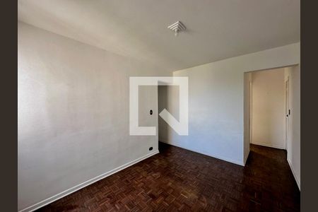 Sala de apartamento à venda com 3 quartos, 60m² em Jardim Santo Antonio, São Paulo