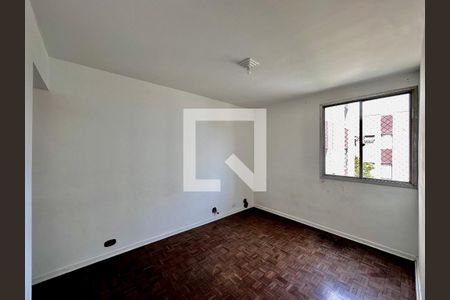 Sala de apartamento à venda com 3 quartos, 60m² em Jardim Santo Antonio, São Paulo