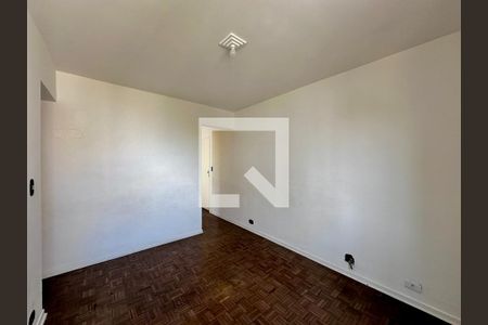 Sala de apartamento para alugar com 3 quartos, 60m² em Jardim Santo Antonio, São Paulo