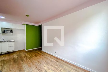 Sala de apartamento para alugar com 2 quartos, 41m² em Cambuci, São Paulo