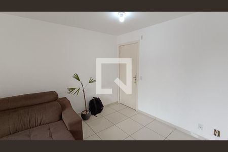 Sala de apartamento para alugar com 2 quartos, 54m² em Jardim Tatiana, Votorantim