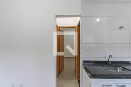 Sala/Cozinha de apartamento para alugar com 2 quartos, 37m² em Vila Antonieta, São Paulo