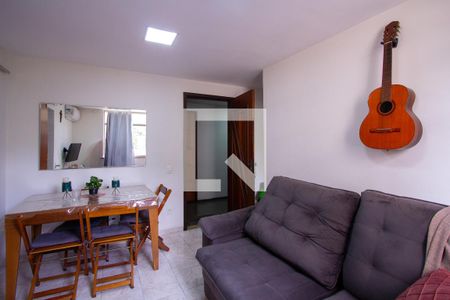 Sala de apartamento para alugar com 2 quartos, 55m² em Santa Rosa, Niterói