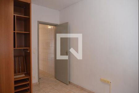 Quarto 2 de casa à venda com 2 quartos, 109m² em Cidade São Jorge, Santo André