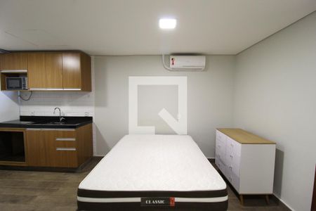 Sala/Quarto de kitnet/studio para alugar com 1 quarto, 26m² em Vila Nova Conceição, São Paulo