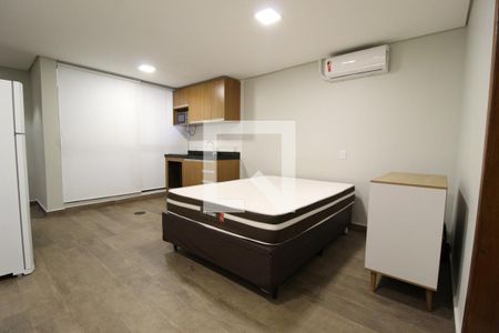 Sala/Quarto de kitnet/studio para alugar com 1 quarto, 26m² em Vila Nova Conceição, São Paulo