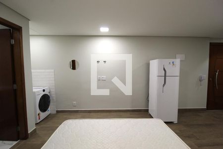 Sala/Quarto de kitnet/studio para alugar com 1 quarto, 26m² em Vila Nova Conceição, São Paulo