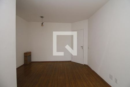 Sala de TV de apartamento para alugar com 3 quartos, 72m² em Vila Azevedo, São Paulo