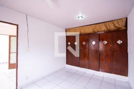 Quarto 1 de casa para alugar com 2 quartos, 80m² em Ze Garoto, São Gonçalo