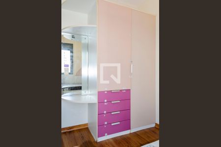 Quarto 01 de apartamento para alugar com 3 quartos, 80m² em Centro, Florianópolis