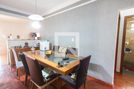 Sala 2 de casa para alugar com 4 quartos, 200m² em Segismundo Pereira, Uberlândia