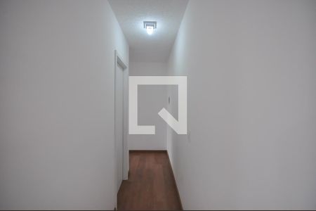 Corredor de apartamento para alugar com 2 quartos, 47m² em Jardim Helga, São Paulo