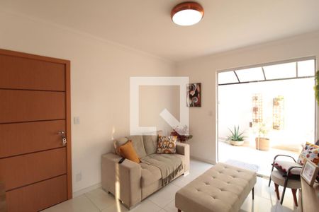 Sala de apartamento para alugar com 2 quartos, 105m² em Floramar, Belo Horizonte