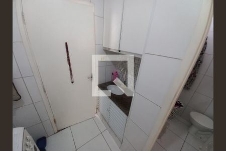 Cozinha de apartamento para alugar com 1 quarto, 20m² em Centro, São Vicente