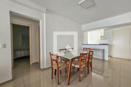 Sala de apartamento para alugar com 3 quartos, 117m² em Jardim Asturias, Guarujá