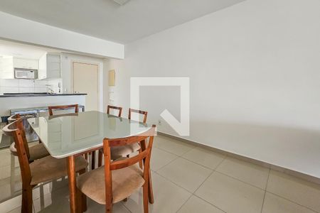 Sala de apartamento para alugar com 3 quartos, 117m² em Jardim Asturias, Guarujá