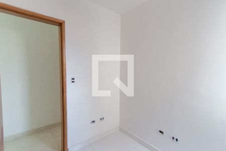 Quarto 2   de apartamento à venda com 2 quartos, 43m² em Guapira, São Paulo