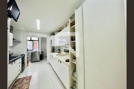 Apartamento à venda com 4 quartos, 300m² em Barra da Tijuca, Rio de Janeiro