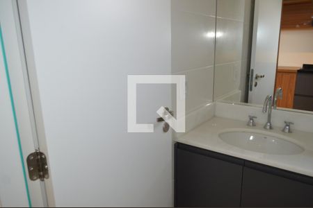 Banheiro de kitnet/studio para alugar com 1 quarto, 25m² em Ipiranga, São Paulo