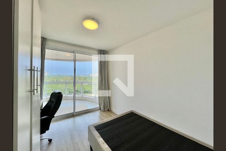 Quarto de apartamento para alugar com 2 quartos, 85m² em Barra Olímpica, Rio de Janeiro