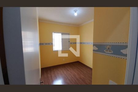 Quarto de apartamento para alugar com 2 quartos, 45m² em Petrópolis, Cotia