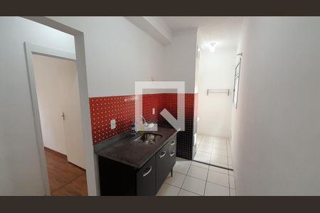 Cozinha de apartamento para alugar com 2 quartos, 45m² em Petrópolis, Cotia