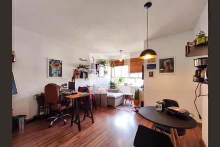 Sala de apartamento para alugar com 2 quartos, 30m² em Catumbi, Rio de Janeiro