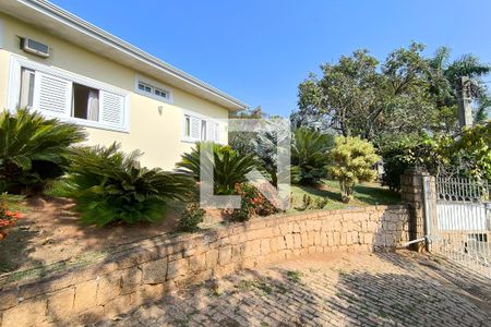 Casa de condomínio à venda com 1000m², 4 quartos e 4 vagas Casa de condomínio à venda com 1000m², 4 quartos e 4 vagasÁrea Externa