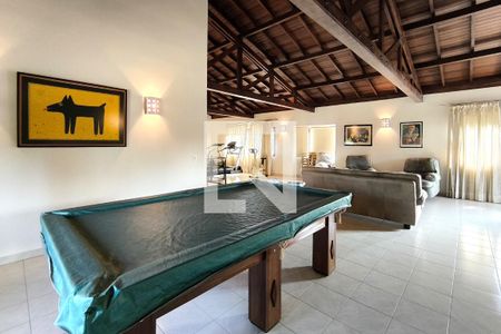 Casa de condomínio à venda com 1000m², 4 quartos e 4 vagas Casa de condomínio à venda com 1000m², 4 quartos e 4 vagasSala 3