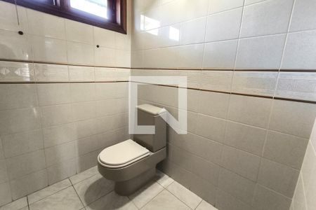 Casa de condomínio à venda com 1000m², 4 quartos e 4 vagas Casa de condomínio à venda com 1000m², 4 quartos e 4 vagasBanheiro 2