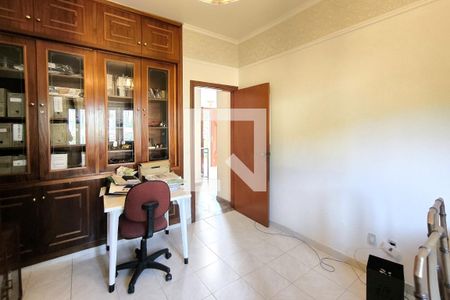 Casa de condomínio à venda com 1000m², 4 quartos e 4 vagas Casa de condomínio à venda com 1000m², 4 quartos e 4 vagasQuarto 6