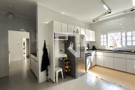 Casa de condomínio à venda com 1000m², 4 quartos e 4 vagas Casa de condomínio à venda com 1000m², 4 quartos e 4 vagasCozinha