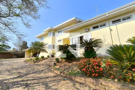 Casa de condomínio à venda com 1000m², 4 quartos e 4 vagas Casa de condomínio à venda com 1000m², 4 quartos e 4 vagasÁrea Externa