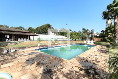 Casa de condomínio à venda com 1000m², 4 quartos e 4 vagas Casa de condomínio à venda com 1000m², 4 quartos e 4 vagasÁrea Externa