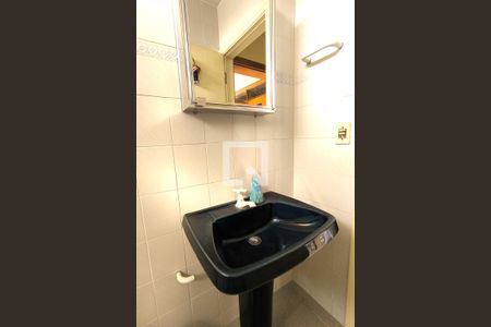 Casa de condomínio à venda com 1000m², 4 quartos e 4 vagas Casa de condomínio à venda com 1000m², 4 quartos e 4 vagasBanheiro 6