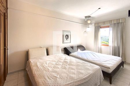 Casa de condomínio à venda com 1000m², 4 quartos e 4 vagas Casa de condomínio à venda com 1000m², 4 quartos e 4 vagasQuarto 4
