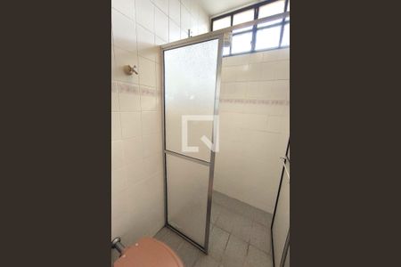 Casa de condomínio à venda com 1000m², 4 quartos e 4 vagas Casa de condomínio à venda com 1000m², 4 quartos e 4 vagasBanheiro 5