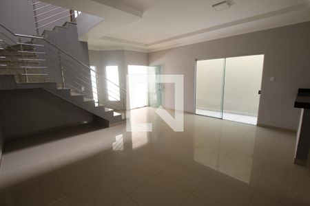 Sala de casa para alugar com 4 quartos, 240m² em Jardim Atlantico, Goiânia